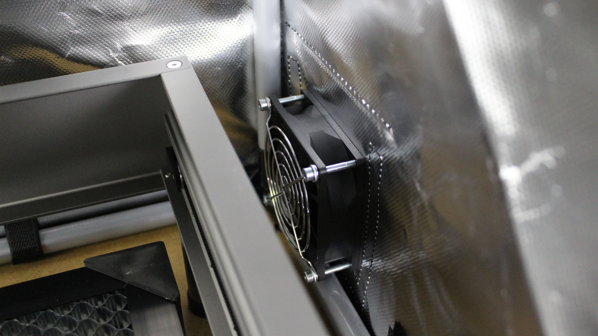 Creality Falcon2 laser engraver enclosure pro - Image 3